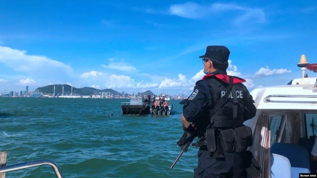深圳警方海上巡邏-深圳市公安局網站截屏。
