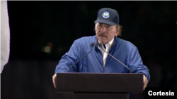 El Presidente de Nicaragua Daniel Ortega Saavedra, durante un de la Policía Nacional este viernes. [Foto: Captura de pantalla de imágenes de presidencia de Nicaragua]