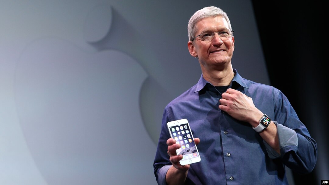 FILE - Apple CEO Tim Cook 