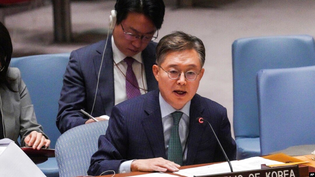 황준국 유엔 주재 한국 대사가 안전보장이사회 회의에서 발언하고 있다. (자료사진)