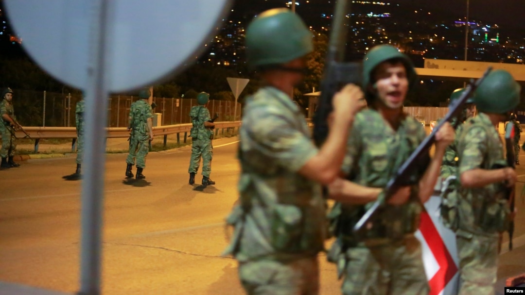 Turkish military block access to the Bosphorus bridge, which links the city's European and Asian sides, in Istanbul, Turkey, July 15, 2016. 