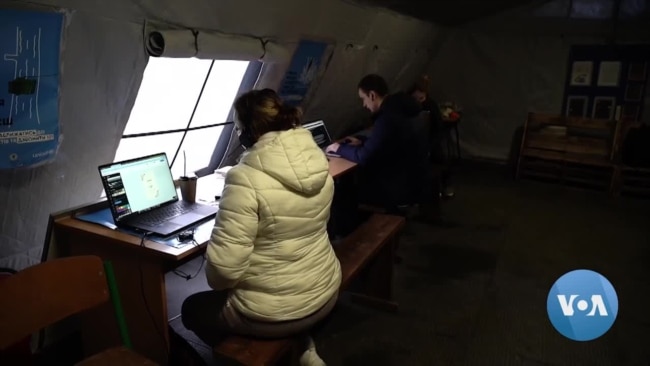 Darkness in Kyiv: Locals Grow Small Businesses in Emergency Power Tents