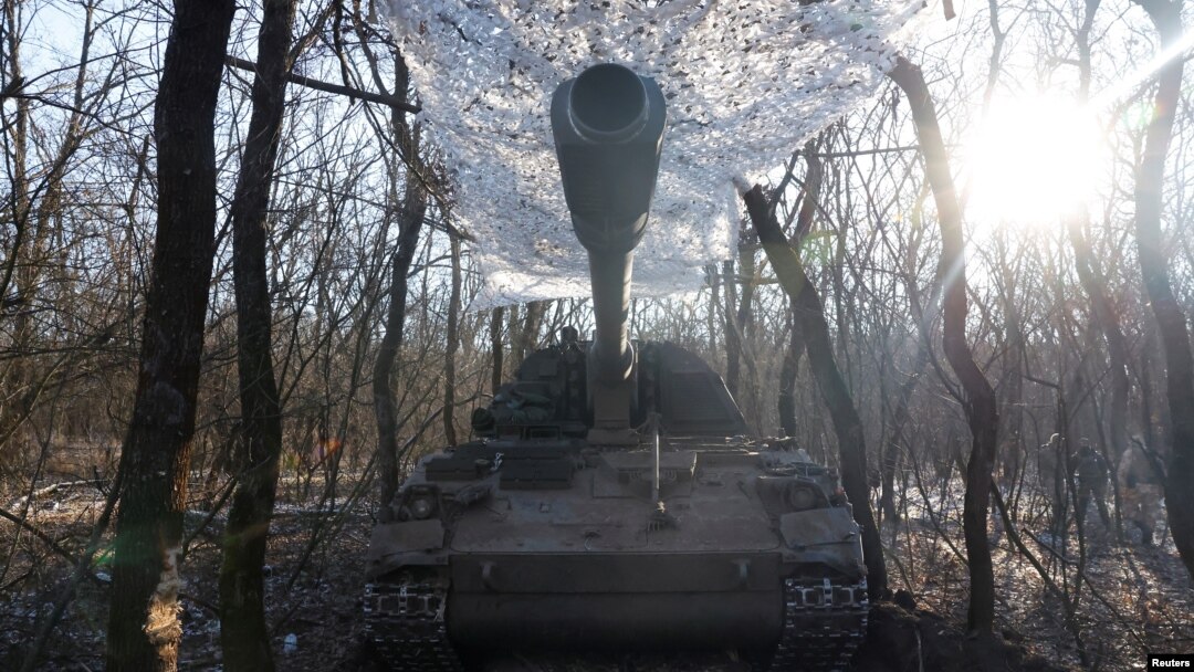 烏克蘭陸軍第43重砲旅的一輛德國PzH2000自行榴彈砲。(2023年1月11日)