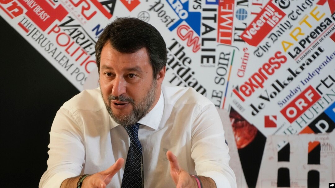 El líder del Partido de la Liga de Italia, Matteo Salvini, habla durante una conferencia de prensa en la sede del club de Prensa Extranjera en Roma, el 7 de junio de 2022.