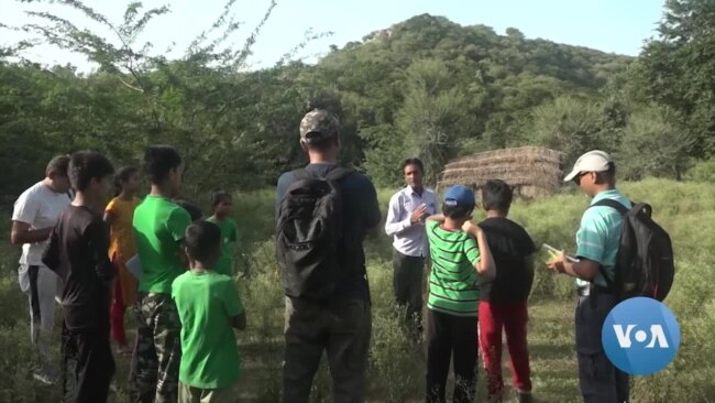 Near Indian Capital, Environmentalists Teach Students to Defend Forests 