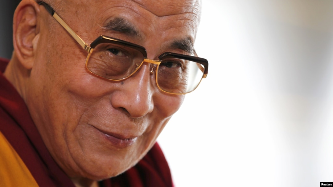 Tibetan spiritual leader the Dalai Lama speaks at a news conference in Yokohama, south of Tokyo November 5, 2012. 