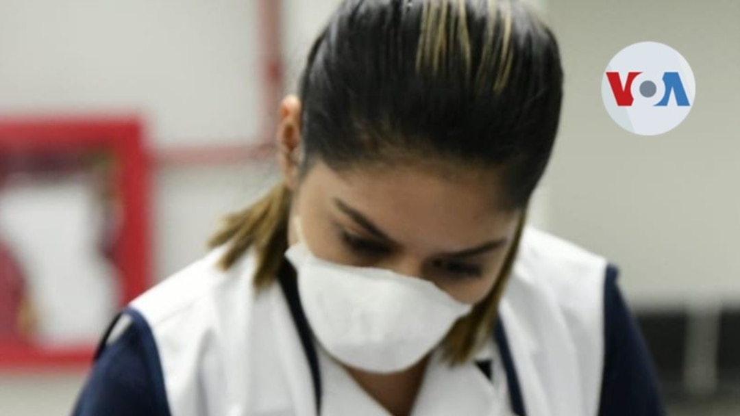 El gobierno salvadoreño ha decidido limitar la entrada de personas provenientes de países donde el virus está presente. Foto DGME El Salvador.