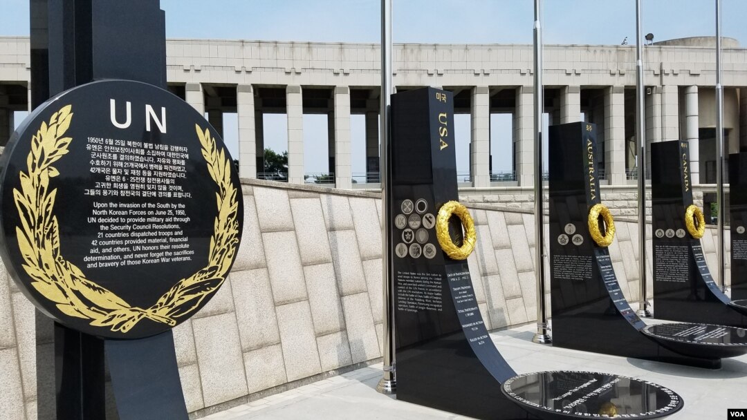 한국 전쟁기념관에 마련된 유엔참전용사 기념비. 미국은 178만9천 명이 참전해 9만2천134명이 다치고, 3만6천574명이 전사했다.