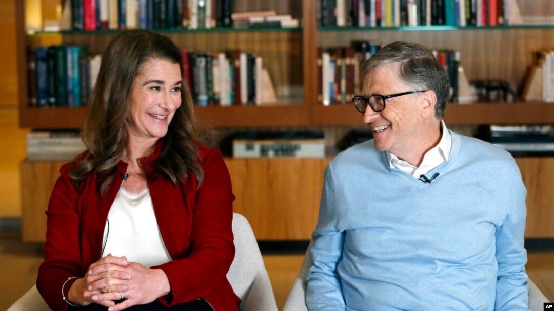 Bill Gates da matarsa Melinda a shekarar 2019.