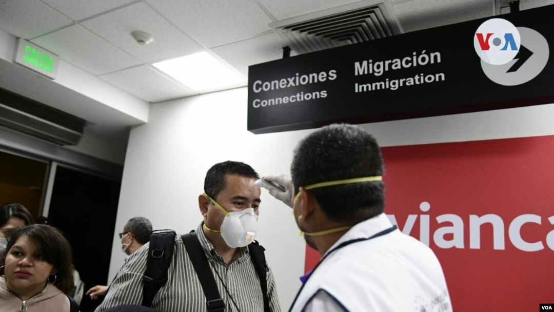 Las autoridades de Salud han informado de 56 personas que se encuentran bajo estrecha vigilancia en el área de cuarentena controlada. Foto DGME El Salvador.