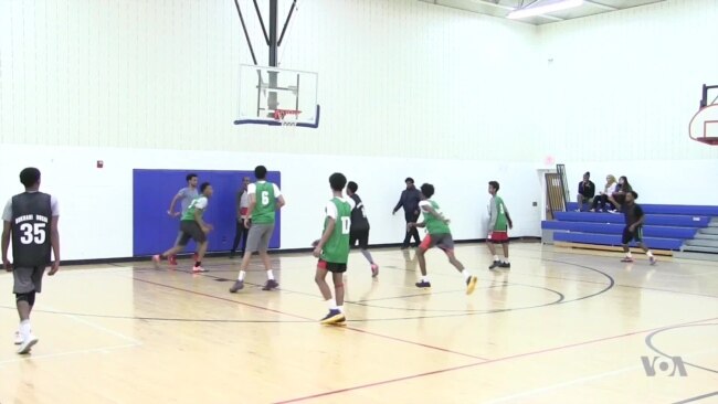 Youth Groups in Minnesota Reach Out to Somali-Americans