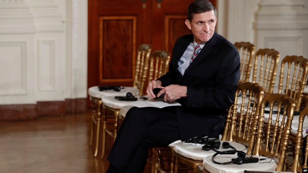 Flynn se disculpó con Pence la semana pasada, tras un informe del Washington Post afirmando que el consejero de seguridad nacional ha discutido las sanciones con el enviado ruso.