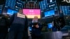 Caída en Wall Street se profundiza ante preocupación de coronavirus, los índices pierden 4%