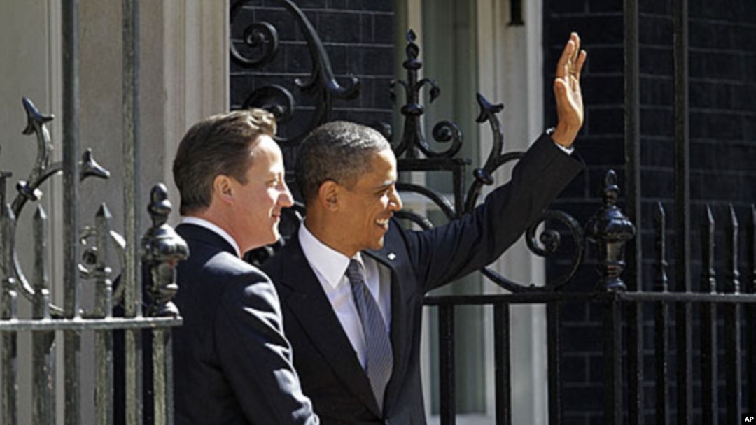 US President Barack Obama, right, with British Prime Minister David Cameron in front of 10 Downing Street in London, Wednesday, May 25, 2011