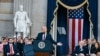 ¿Qué hubo de cierto, falso o engañoso en el discurso de Trump al tomar posesión como presidente de EEUU?