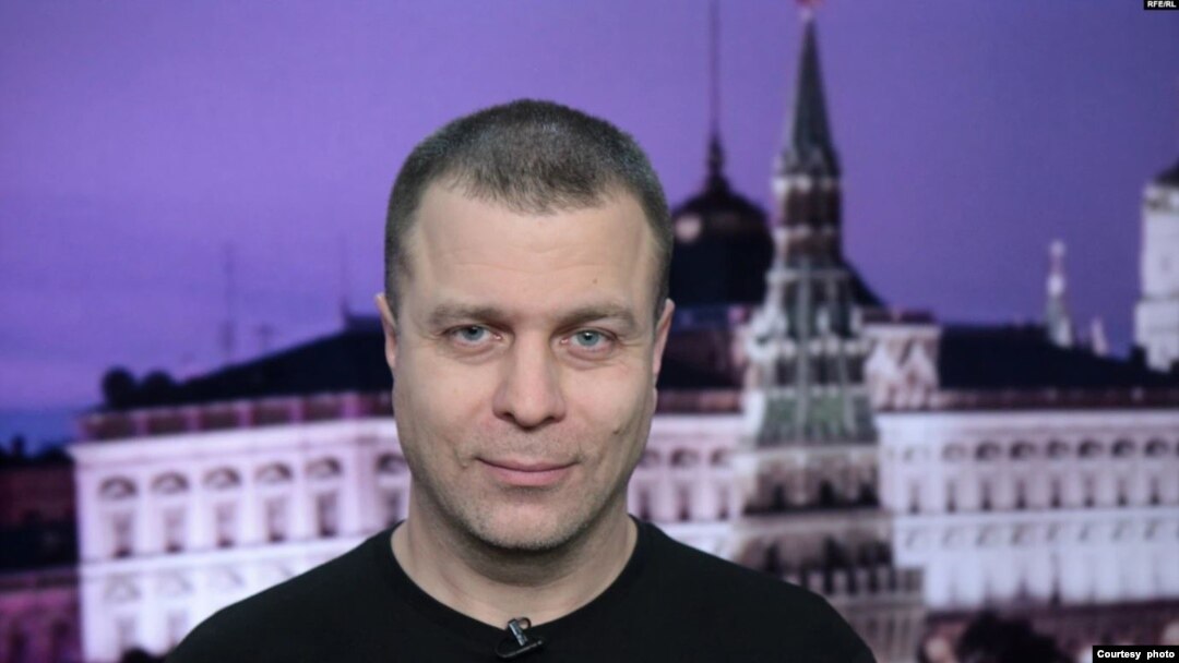 Russian journalist Sergei Reznik. (Courtesy: REF/RL)