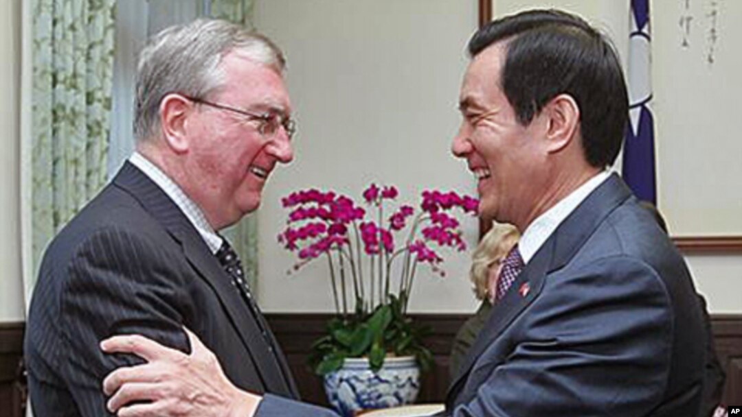 台灣總統馬英九接見來訪的美中經濟与安全審議委員會成員