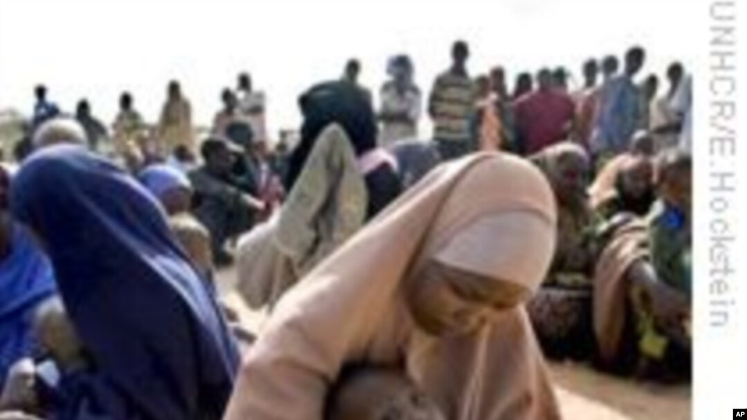 Desperate Somalis Take Risks to Escape War, Poverty