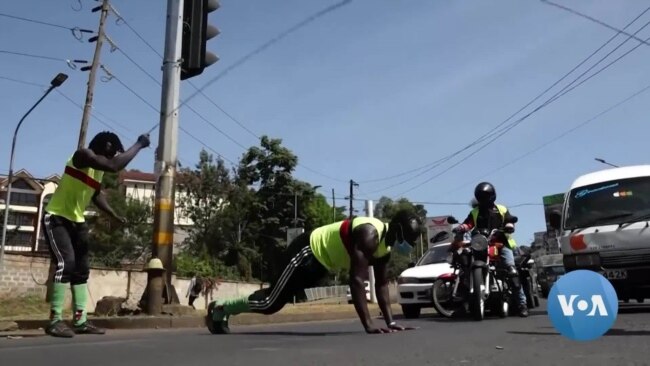 Kenyan Acrobats Endure Pandemic Economy by Performing in Nairobi Traffic 