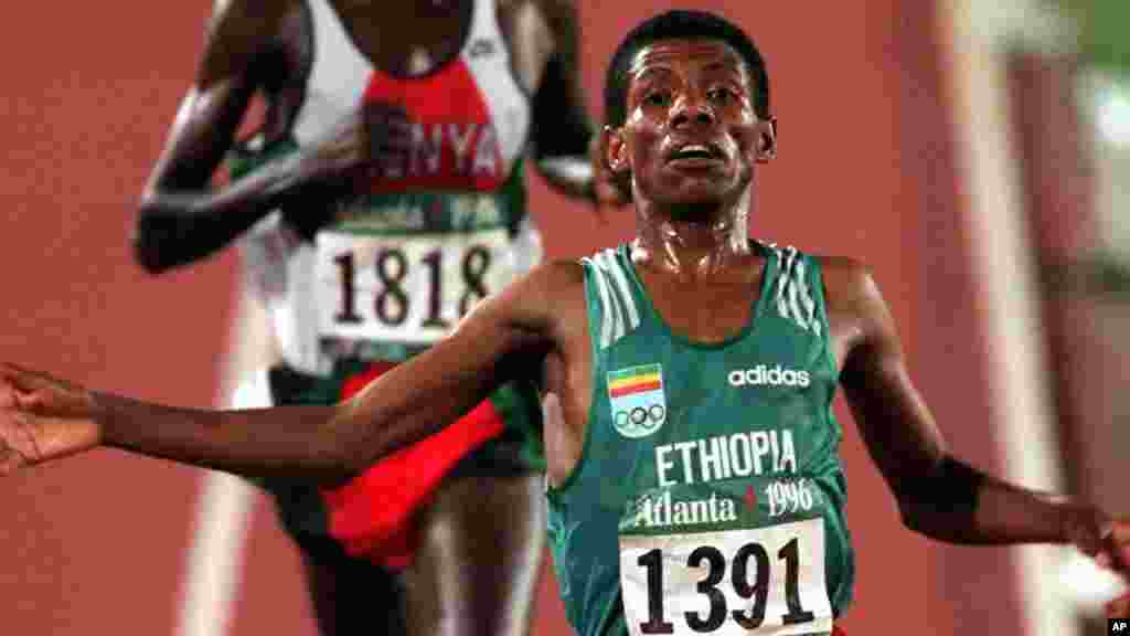 ኃይሌ ገብረ ሥላሴ የረጅም ርቀት ሩጫ ንጉስ፡- ታሪካዊ ፎቶዎች