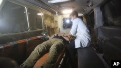 Autoridades de salud confirmaron la muerte de un estudiante que llegó a uno de los hospitales cercanos.