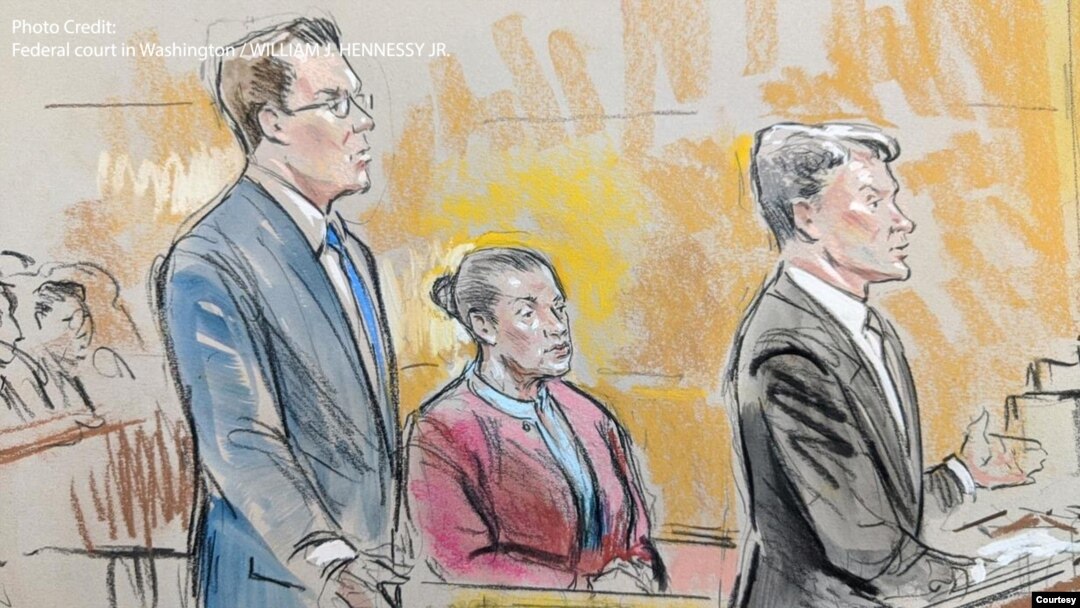 نقاشی از حضور خانم مریم طاها تامپسون در جلسه دادگاه - عکس از : Federal court in Washington / WILLIAM J. HENNESSY JR.