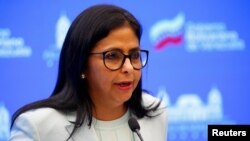 La vicepresidenta de Venezuela, Delcy Rodríguez, se dirige a los medios de comunicación en el Palacio de Miraflores, en Caracas, el 22 de septiembre de 2021.