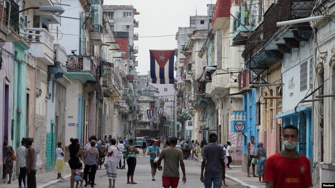 ARCHIVO-Los apagones en Cuba han sido a menudo causas del malestar en Cuba, que ha sido expresado en protestas de sus ciudadanos en los últimos años.