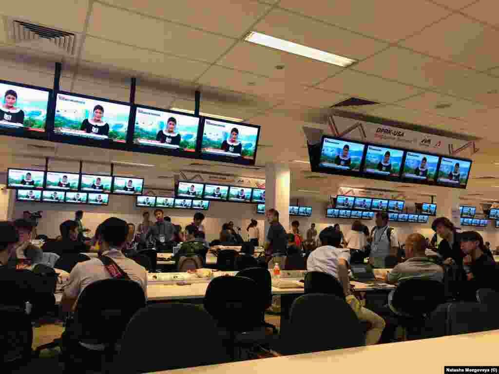 Cibiyar watsa labarai ta kasa da kasa a Singapore