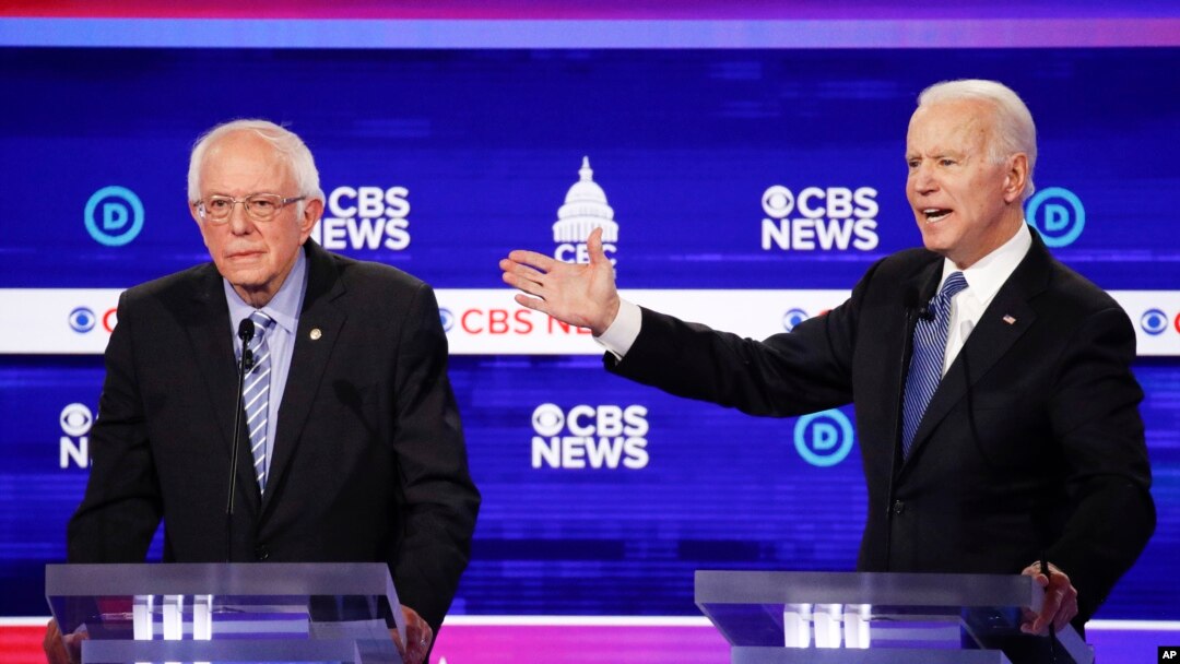 El senador Bernie Sanders (izquierda) y el exvicepresidente de EE.UU. Joe Biden, se enfrentan en primarias en seis estados el martes 10 de marzo de 2020.