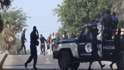 Angola Namibe policia e oto taxistas em confronto