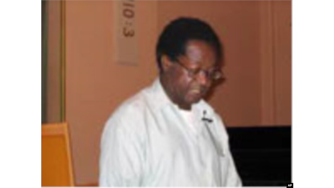 Dr. Bashiru Ally, mhadhiri wa chuo kikuu cha Dar es Salaam