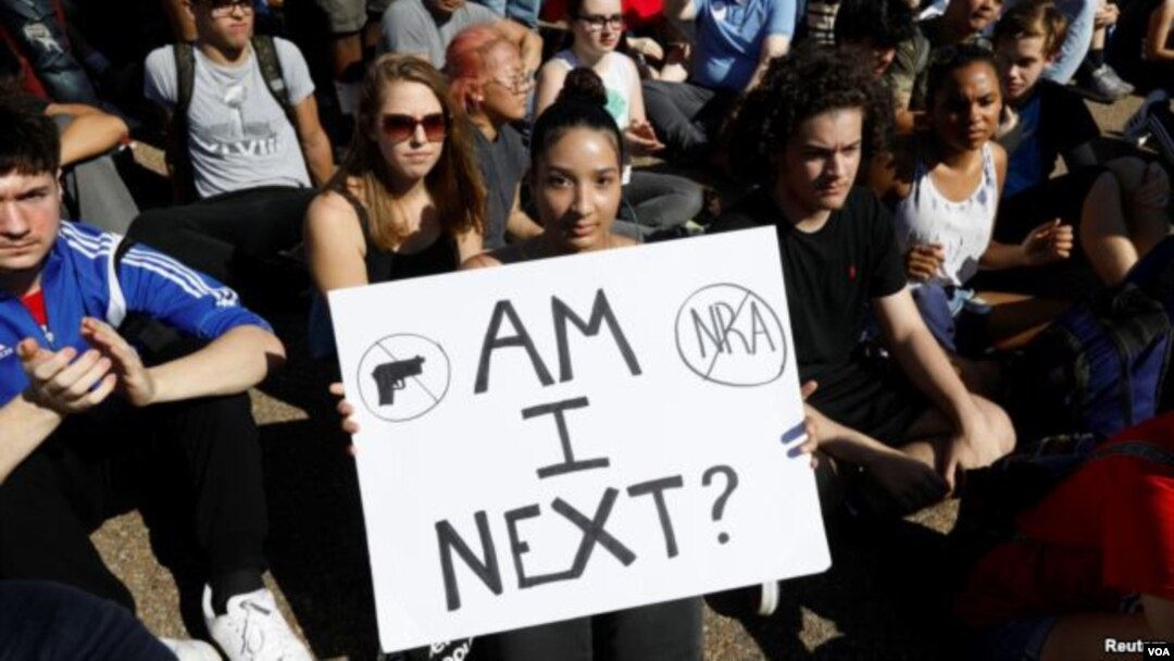 Students from Montgomery County, in Maryland, protest against gun violence near the White House. Feb. 21 2018.