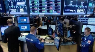 US Economy Grows at Fastest Pace Since 2003