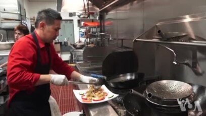 ‘Viet-Cajun’ Food Rises in Popularity in US