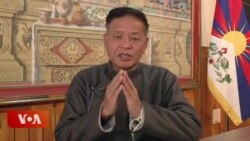 སྲིད་སྐྱོང་གིས་ལོ་གསར་ལ་འཚམས་འདྲི། 