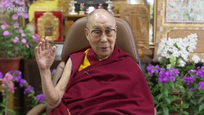 སྐུའི་འཁྲུངས་སྐར་དུས་ཆེན་ལ་དྲ་ལམ་བརྒྱུད་གསུང་འཕྲིན་སྩལ་བ།