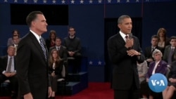 Moderators Hold the Center of Presidential Debate Stage 